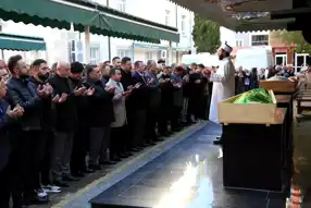 Şehit Ömer Bayrak'ın Babası Veda Edildi