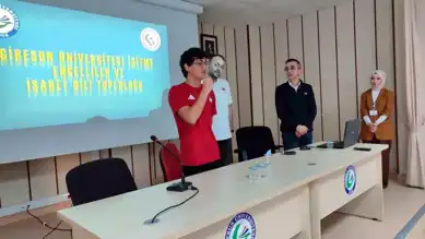 Şampiyon Yüzücüden Gençlere İlham Verici Konuşma