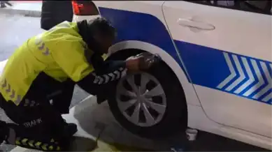 Polisin Kedi Kurtarma Operasyonu!