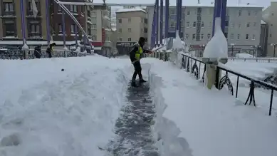 Doğu Karadeniz'i Vuran Şiddetli Kar Yağışı