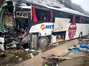 Samsun'da Otobüs Kazası: 1 Ölü, 16 Yaralı